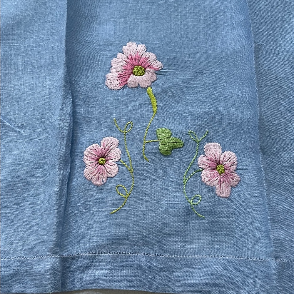 Vintage Linen Floral Guest Towels - Pair - Picture 5 of 5
